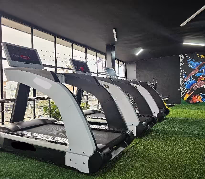 تردمیل باشگاهی پرقدرت فورد فیتنس مدل FA9200