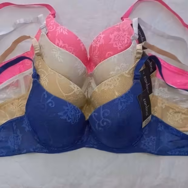 سوتین اسفنجی براق