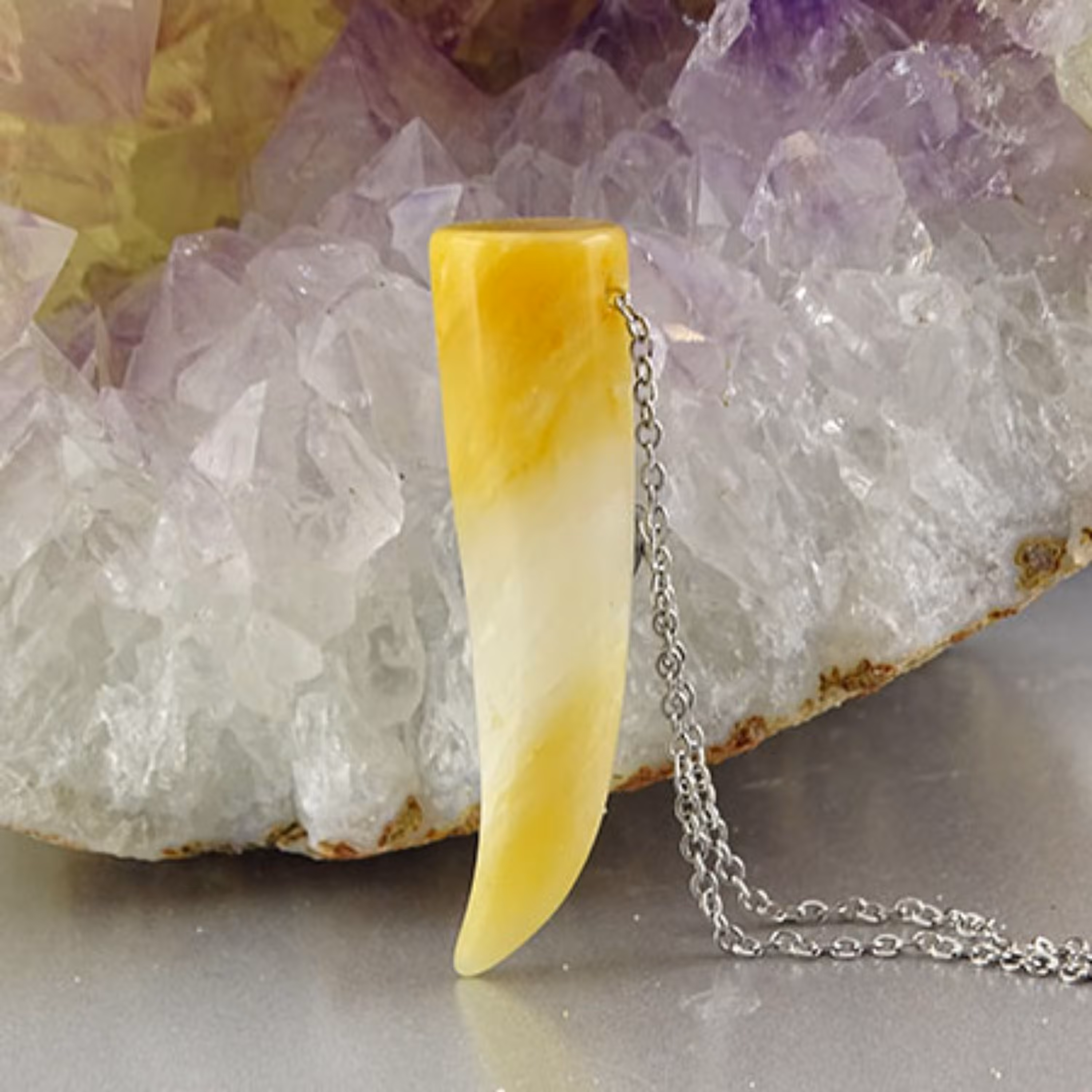 گردنبند دندان اژدها سنگ کلسیت کد 63