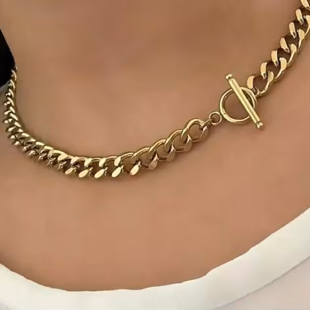 ست گردنبندودستبندکارتیر.جنس استیل.رنگ ثابت