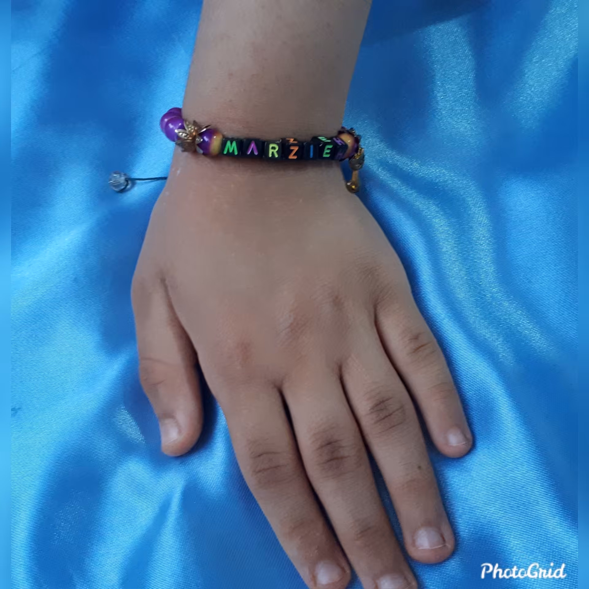 دستبند کریستالی با اسامی مختلف