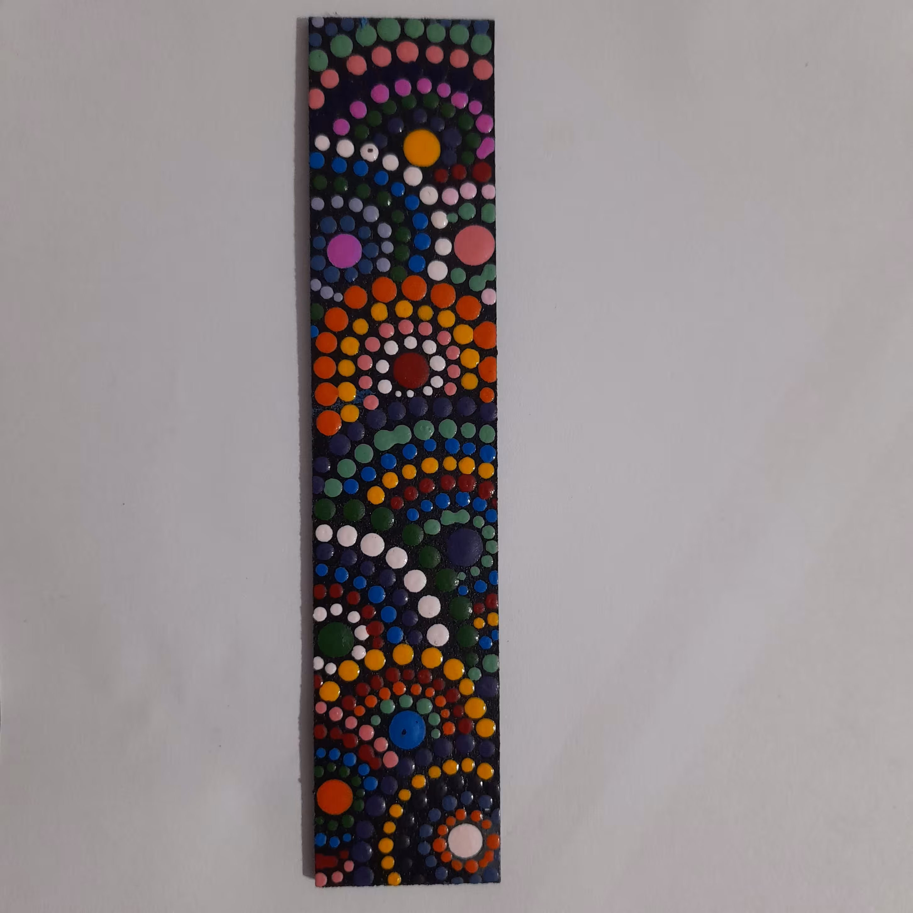 نشانگر کتاب (بوک مارک )چوبی  رنگی ،دستساز،نقاشی شده با رنگ اکرولیک ،نقطه کوبی