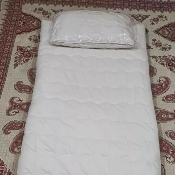 تشک و بالشت پشمی (به همراه روکش نخی و کاور)