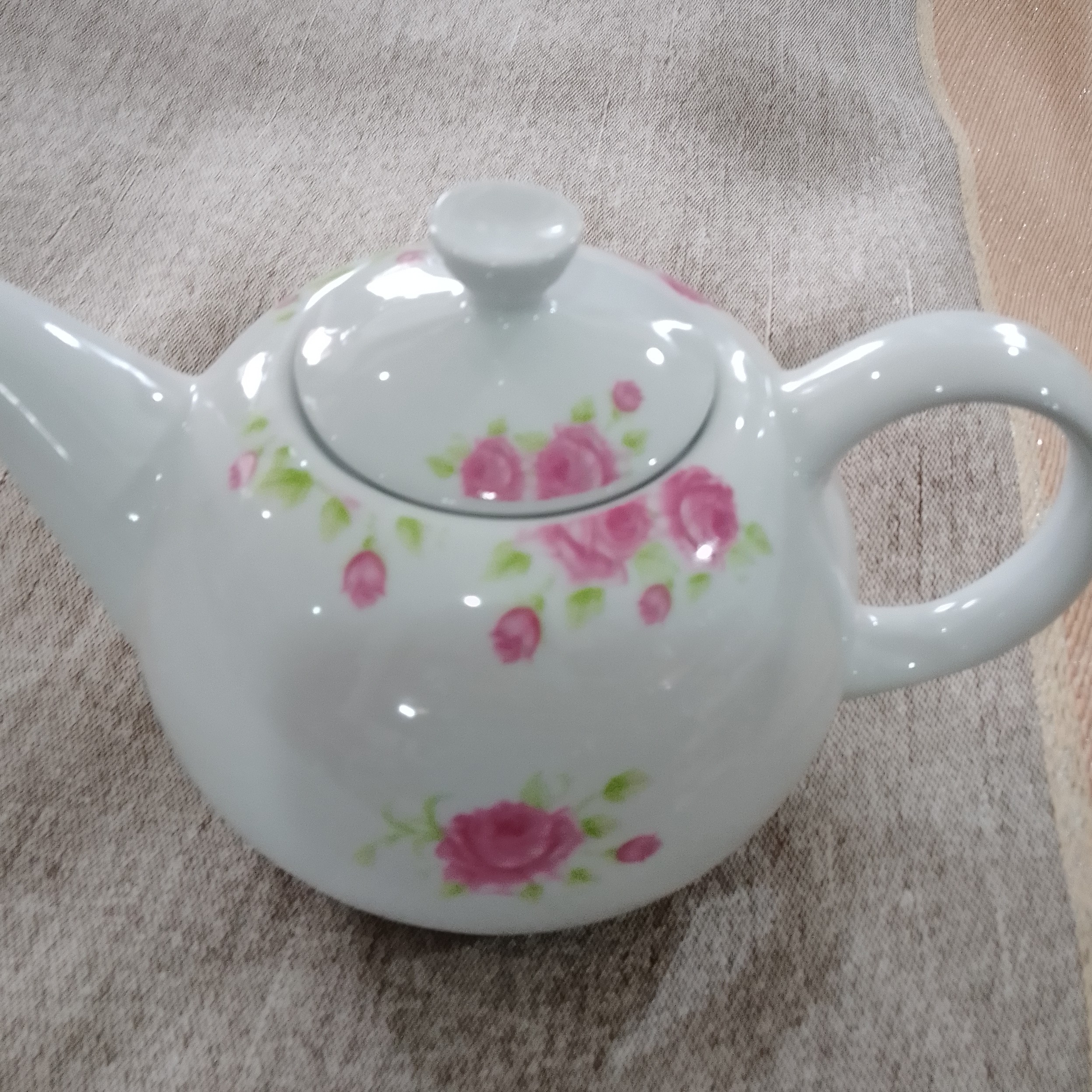 قوری چینی پاریس