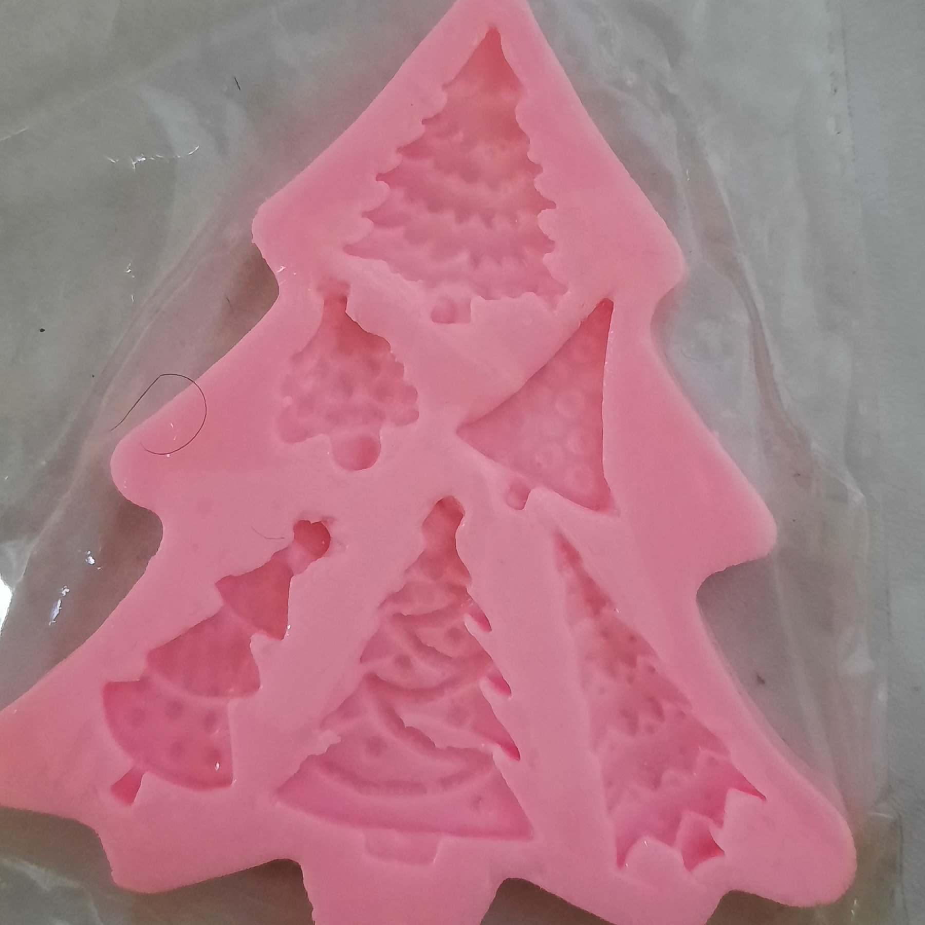 مولد کاج چند عددی