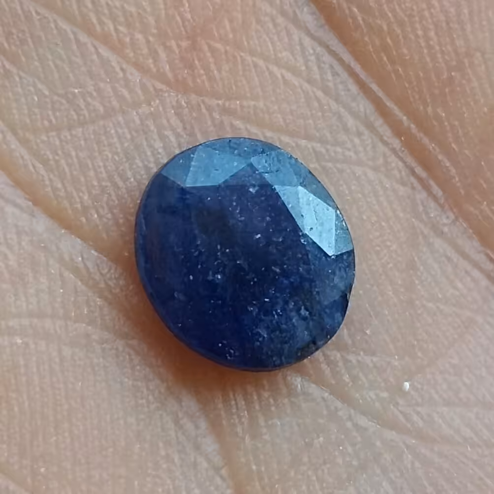 
نگین یاقوت کبود بی نظیییر
چشم نواز
خااا اااص و بسیاررر زیبا
کاملا طبیعی
شاهکار خلقت