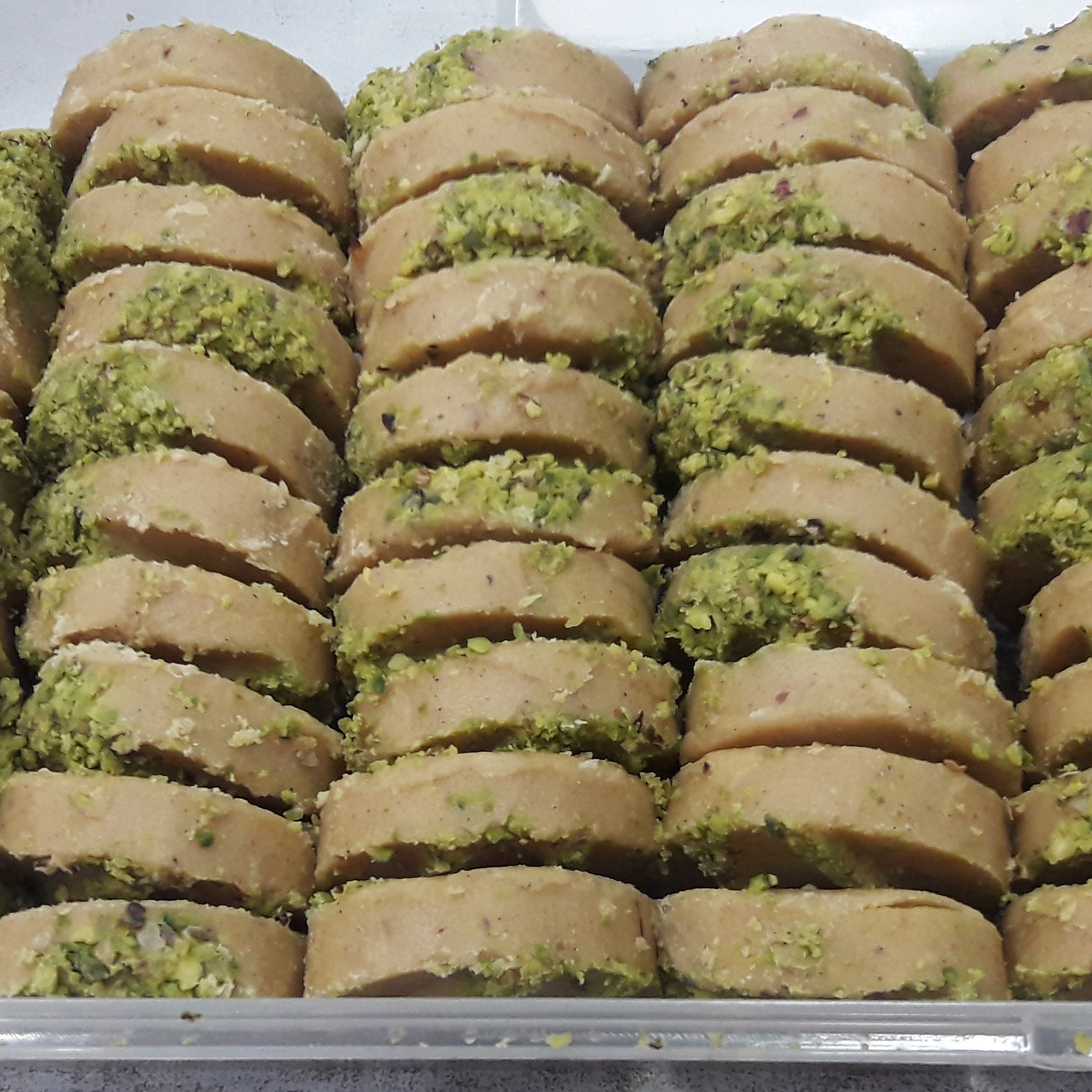 سوهان آردی یزدی