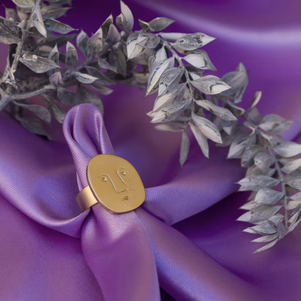 انگشتر ورشو طرح چهره 