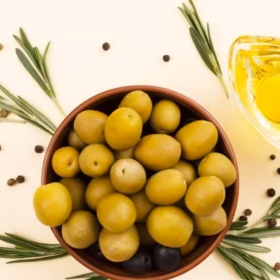 انواع زیتون  کنسروی ،  هسته دار و بدون هسته و...