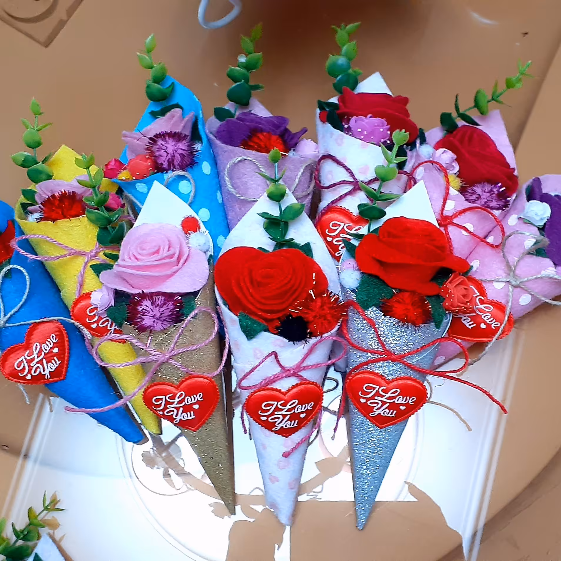 گلهای نمدی قیفی سایز بزرگ