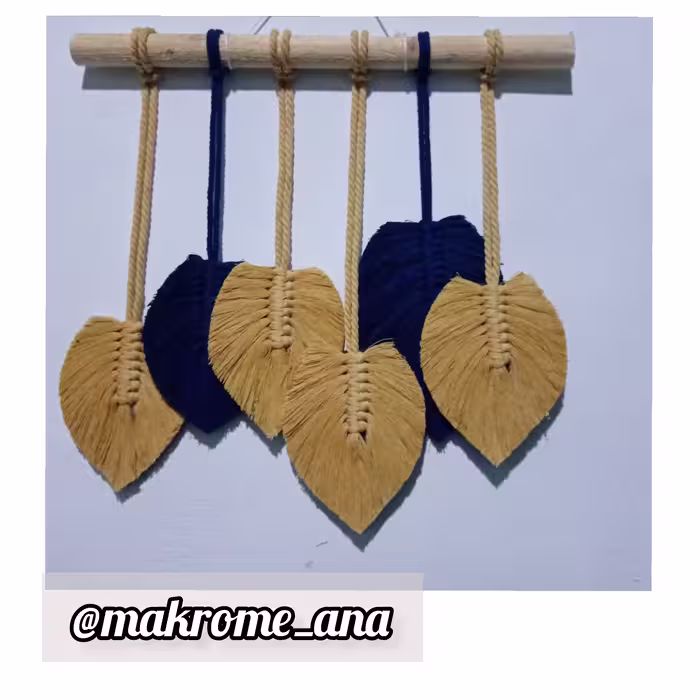 دیوارکوب برگ