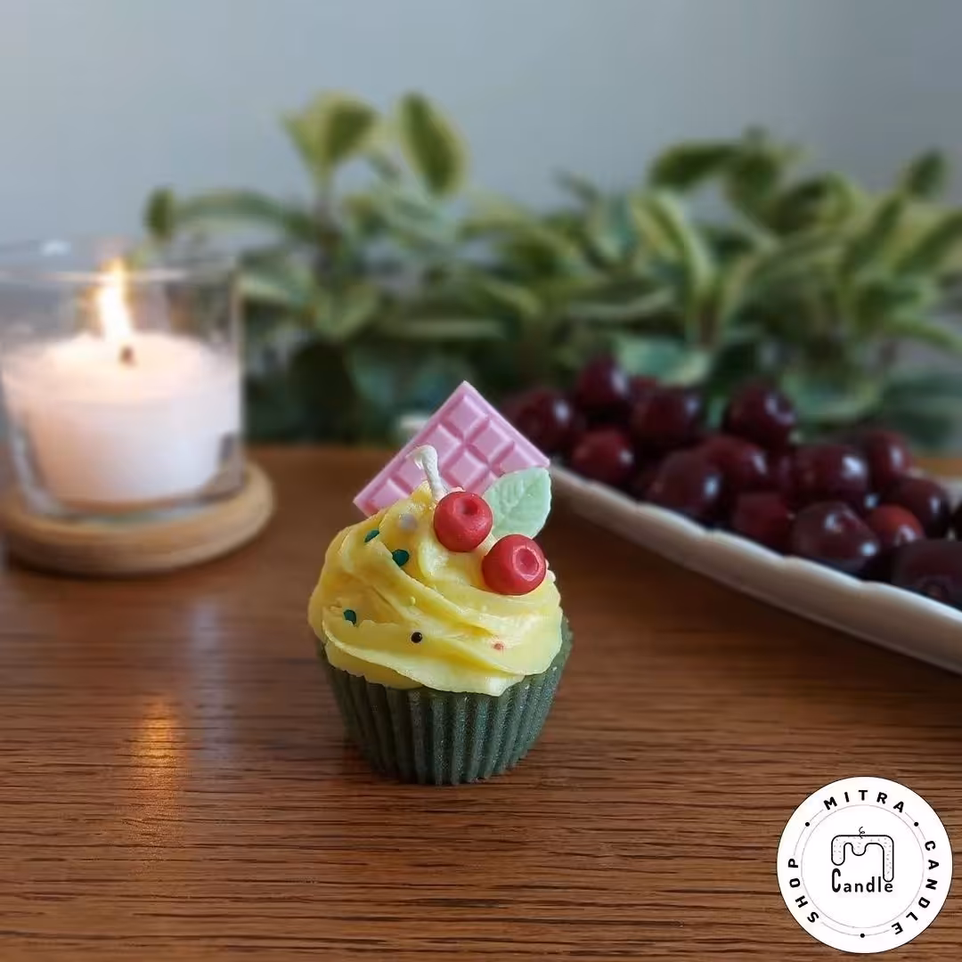 شمع کاپ کیک شکلات تخته ای به طعم گیلاس