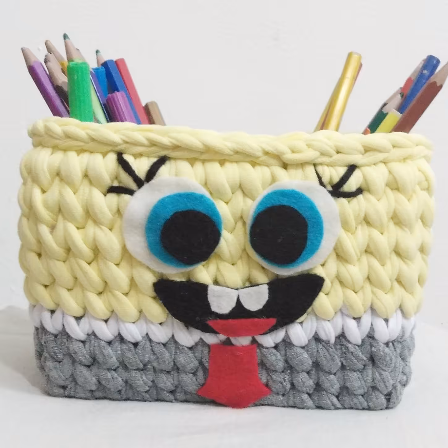 جامدادی عروسکی تریکو