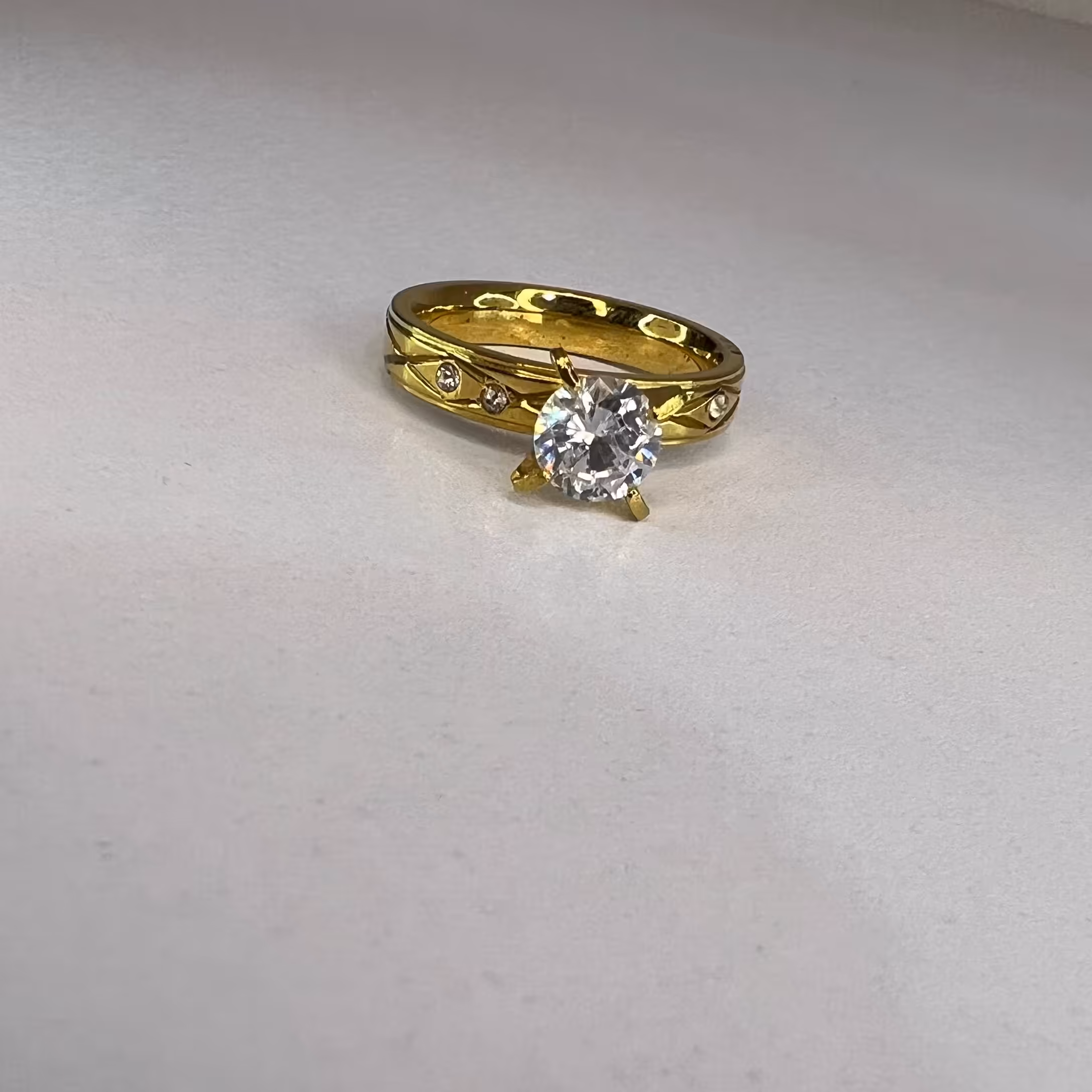 انگشتر استیل تک نگین