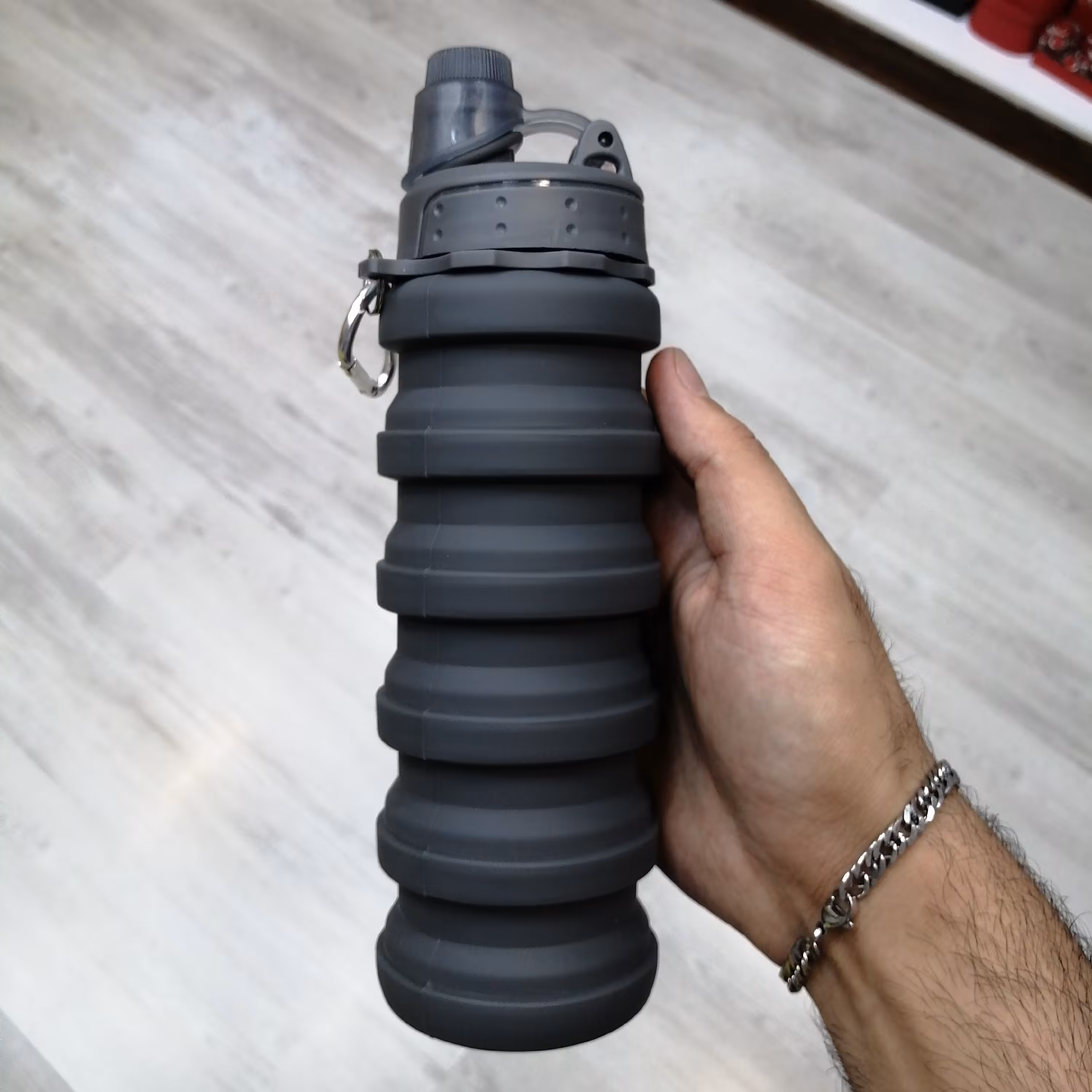 قمقمه سیلیکونی طوسی 