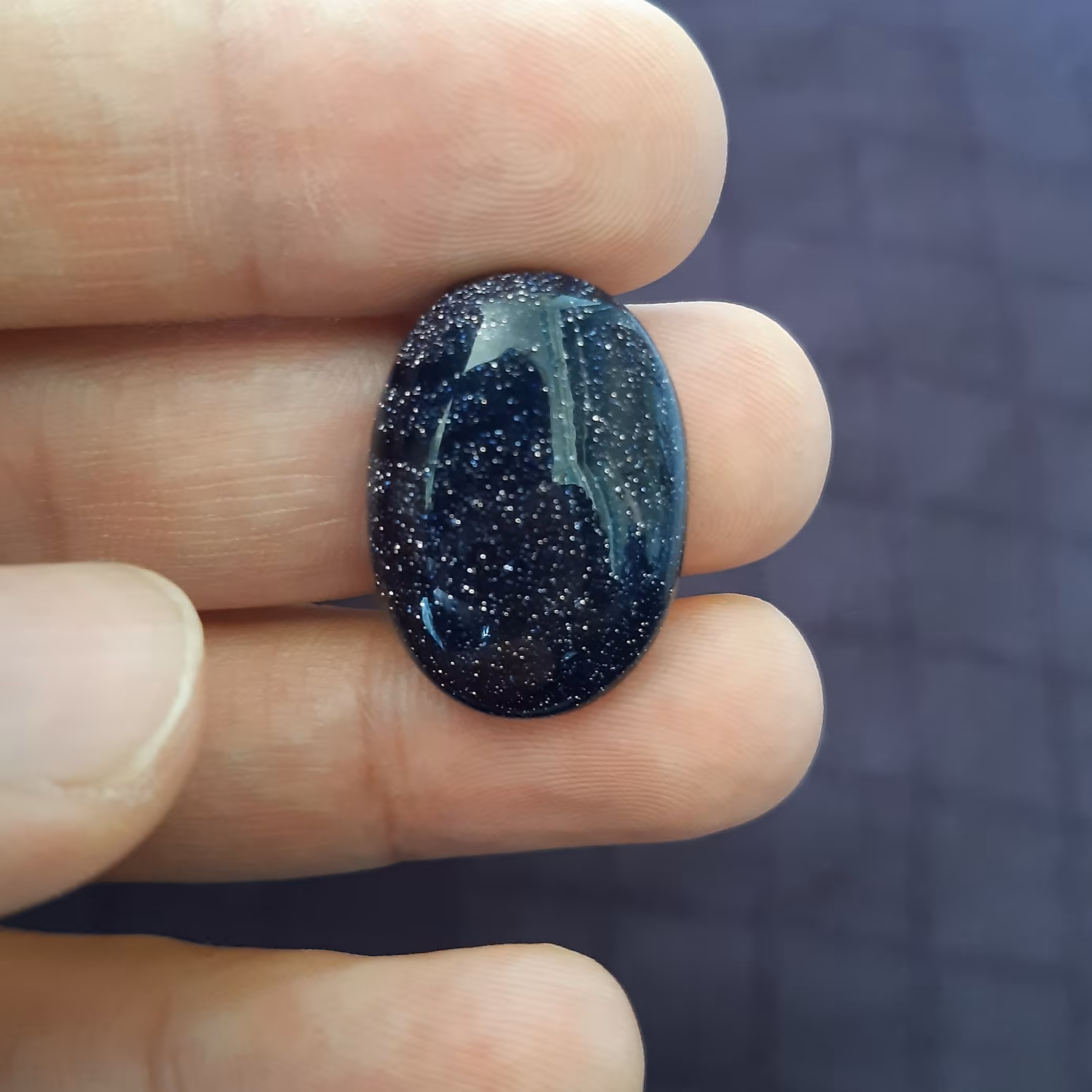 نگین دلربا سرمه ای کهکشانی درشت