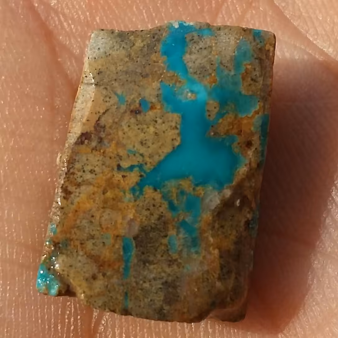 اسلایس سنگ راف فیروزه سبز آبی اصل نیشابور صد در 100 طبیعی شااهکار خلقت
مناسب جهت دکور و ساخت نگین بینظییر
