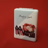 آینه جیبی جلد چرمی کد 7