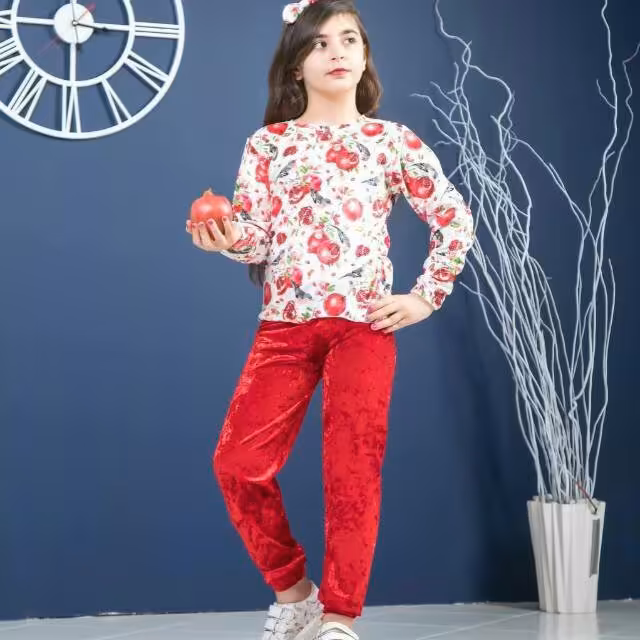 ست یلدایی شیک جنس مخمل اعلا و لاکرادار  تضمینی سایز 40 تا 60