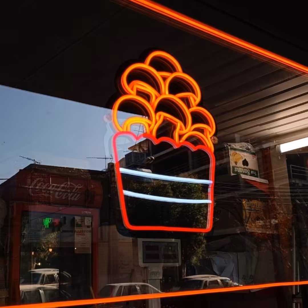 تابلو نئون طرح فست فود 2 fast food 
