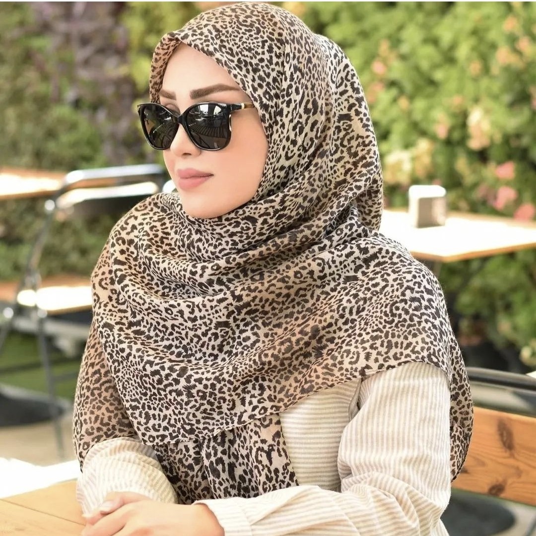 روسری نخی وارداتی طرح پلنگی روسری خنک روسری تابستانه روسری مجلسی روسری پلنگی روسری شیک روسری زنانه روسری خاص