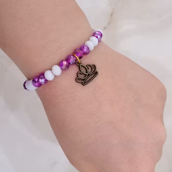 دستبند زیبا و خوش دست قیمت فقط هجده هزار تومان