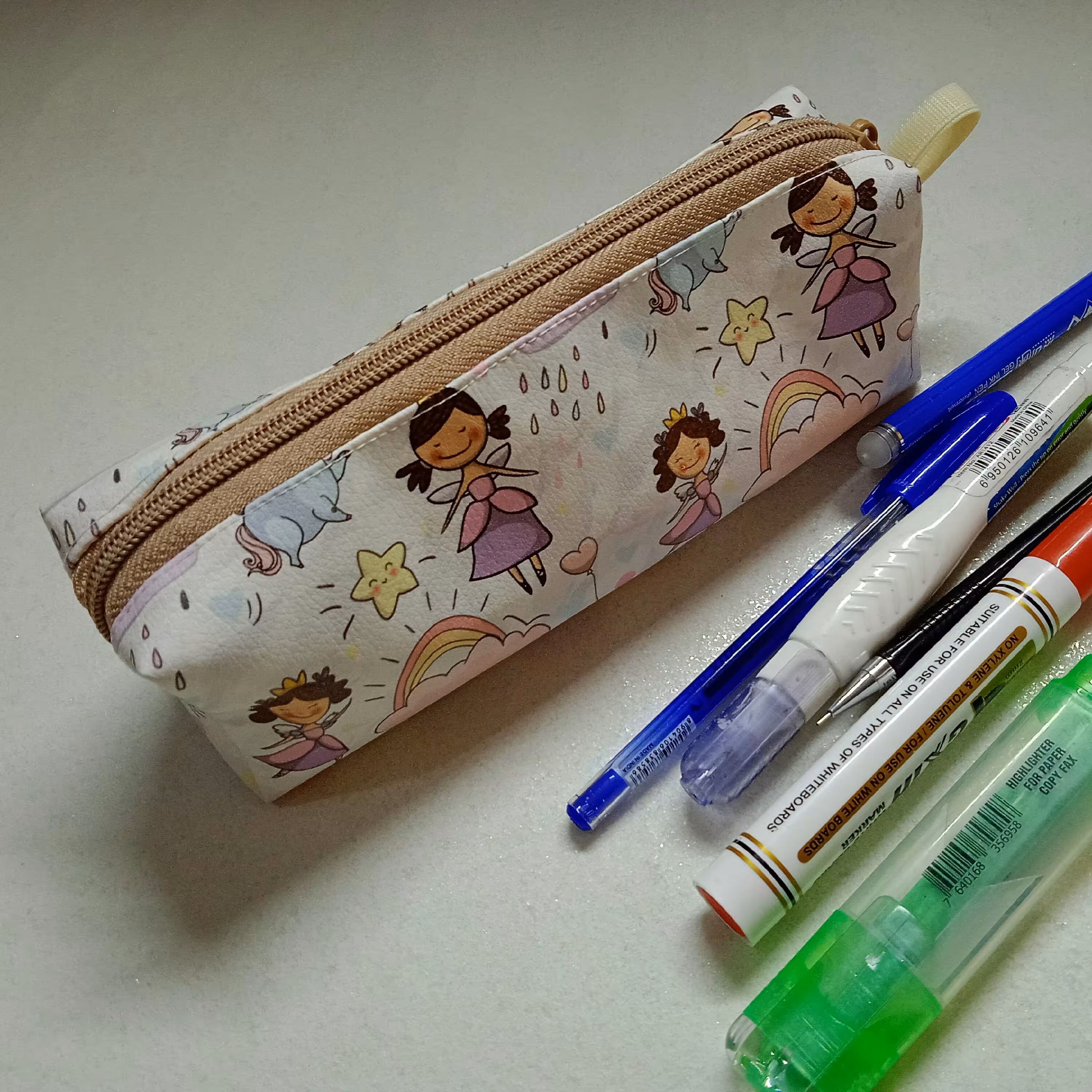 جامدادی دخترانه 