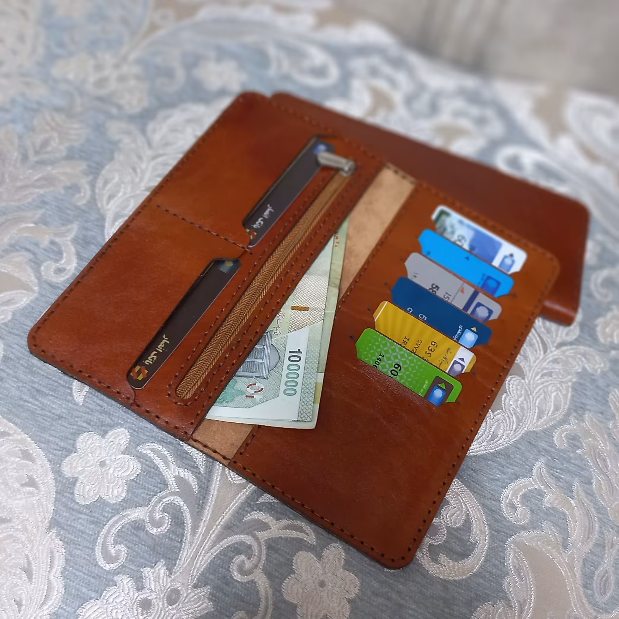 کیف کُتی چرم گاوی دست دوز