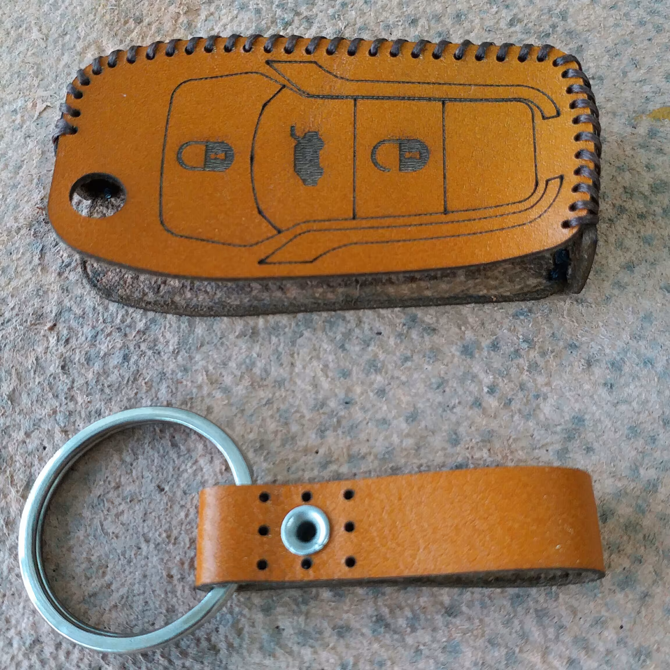 جاسوییچی خودروی ساینا اس