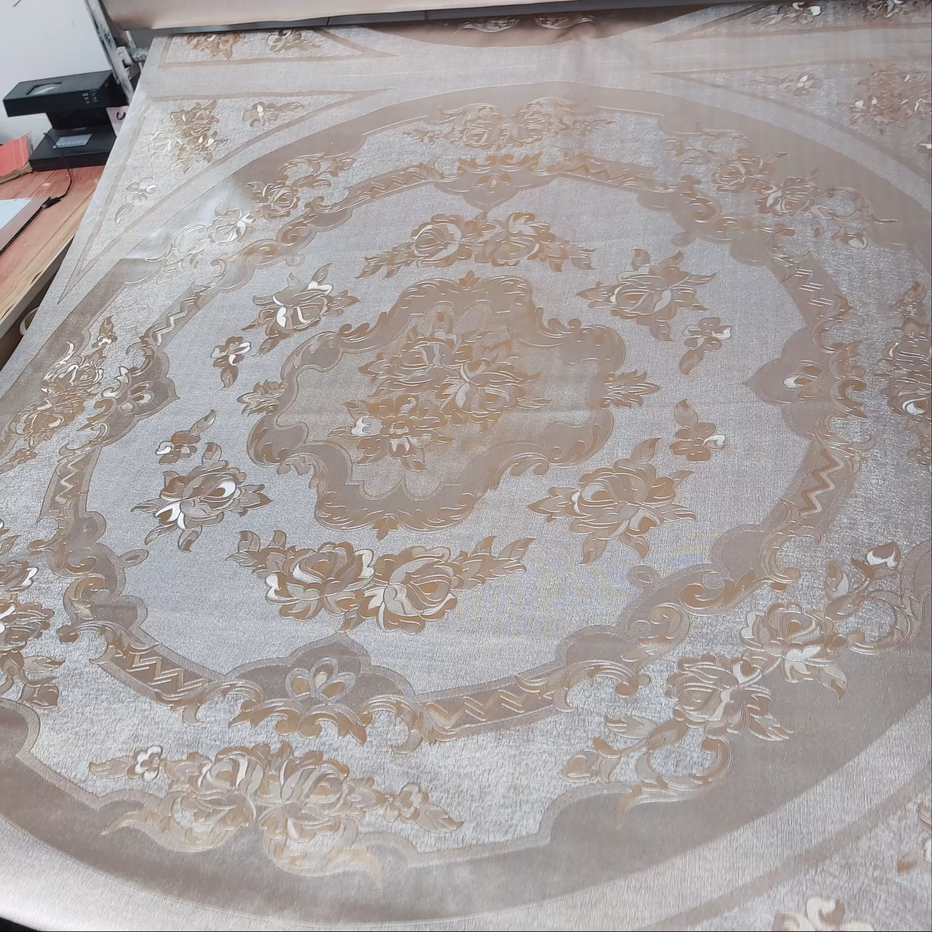 سفره و رومیزی قالبی