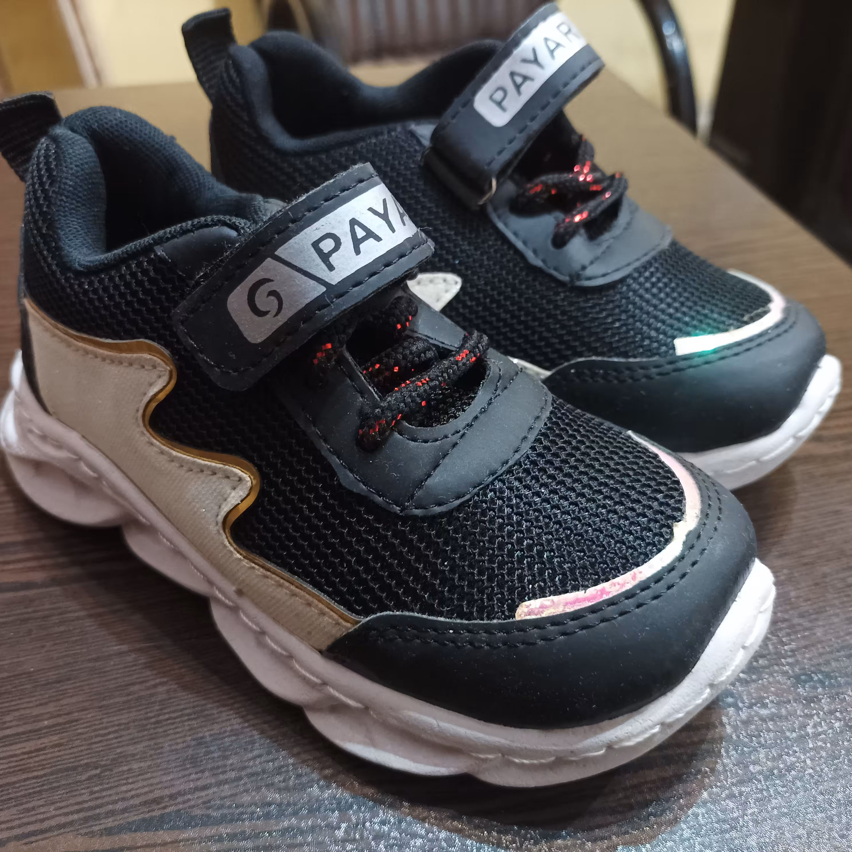 کفش بچه گانه پسرانه سایز28 کفش بچگانه