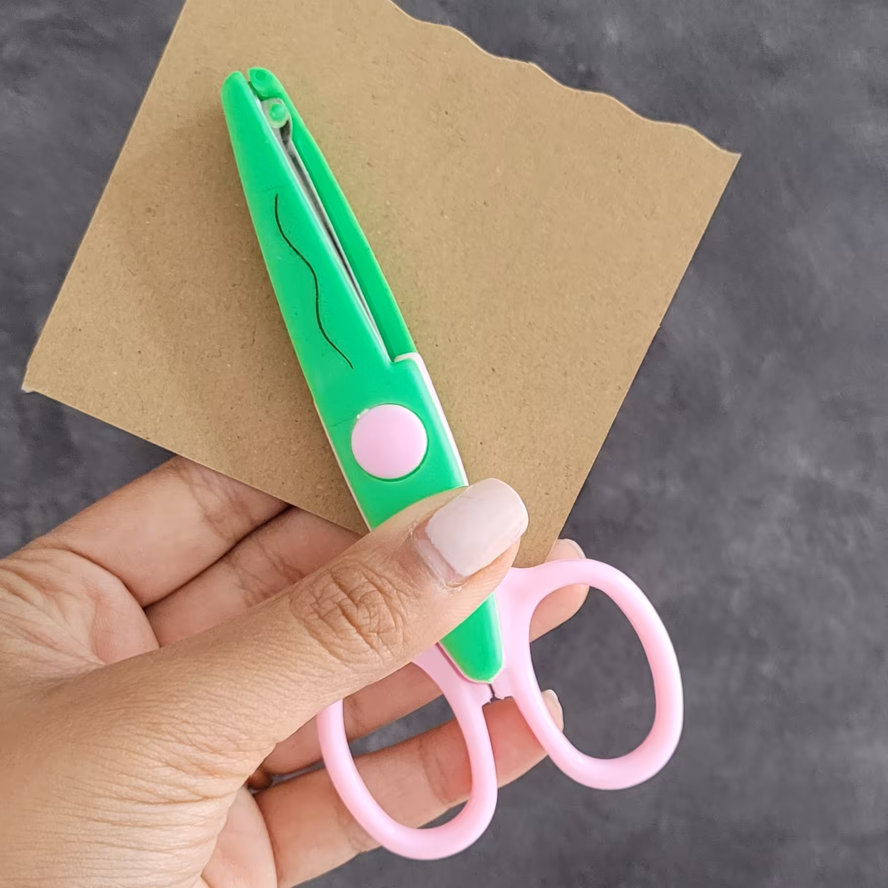 قیچی دالبر با تیغه فلزی