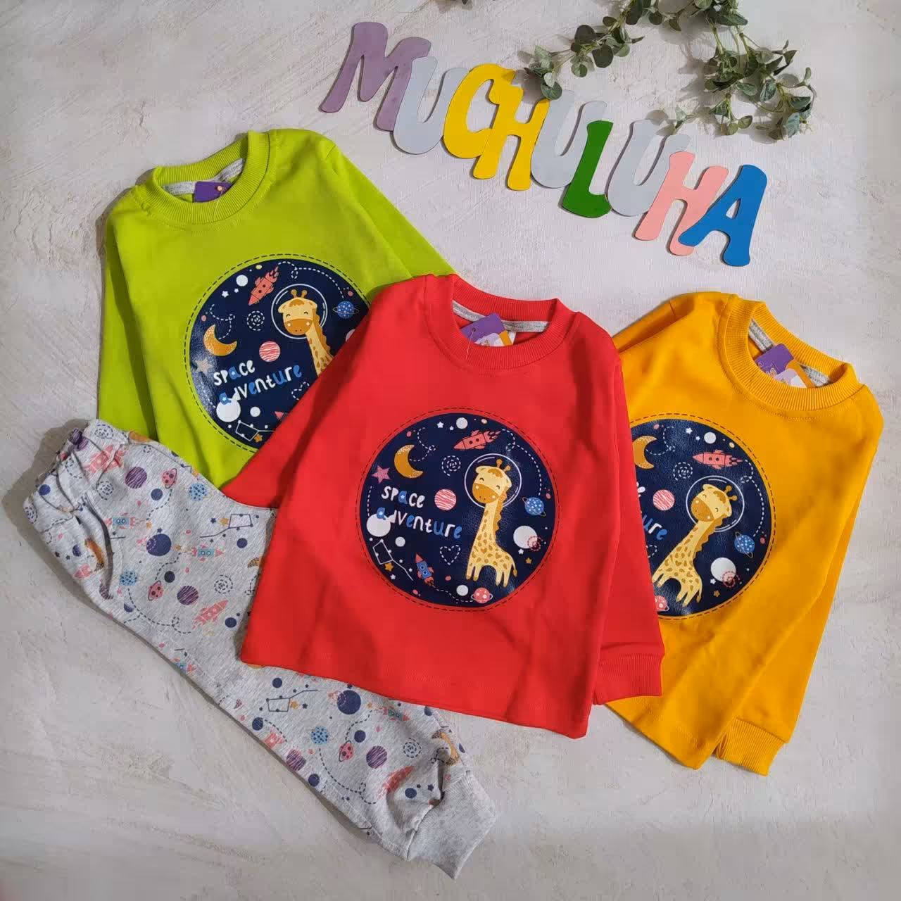 بلوز شلوار پسرانه سایز 35  جنس پنبه ارسال رایگان موچولوها 