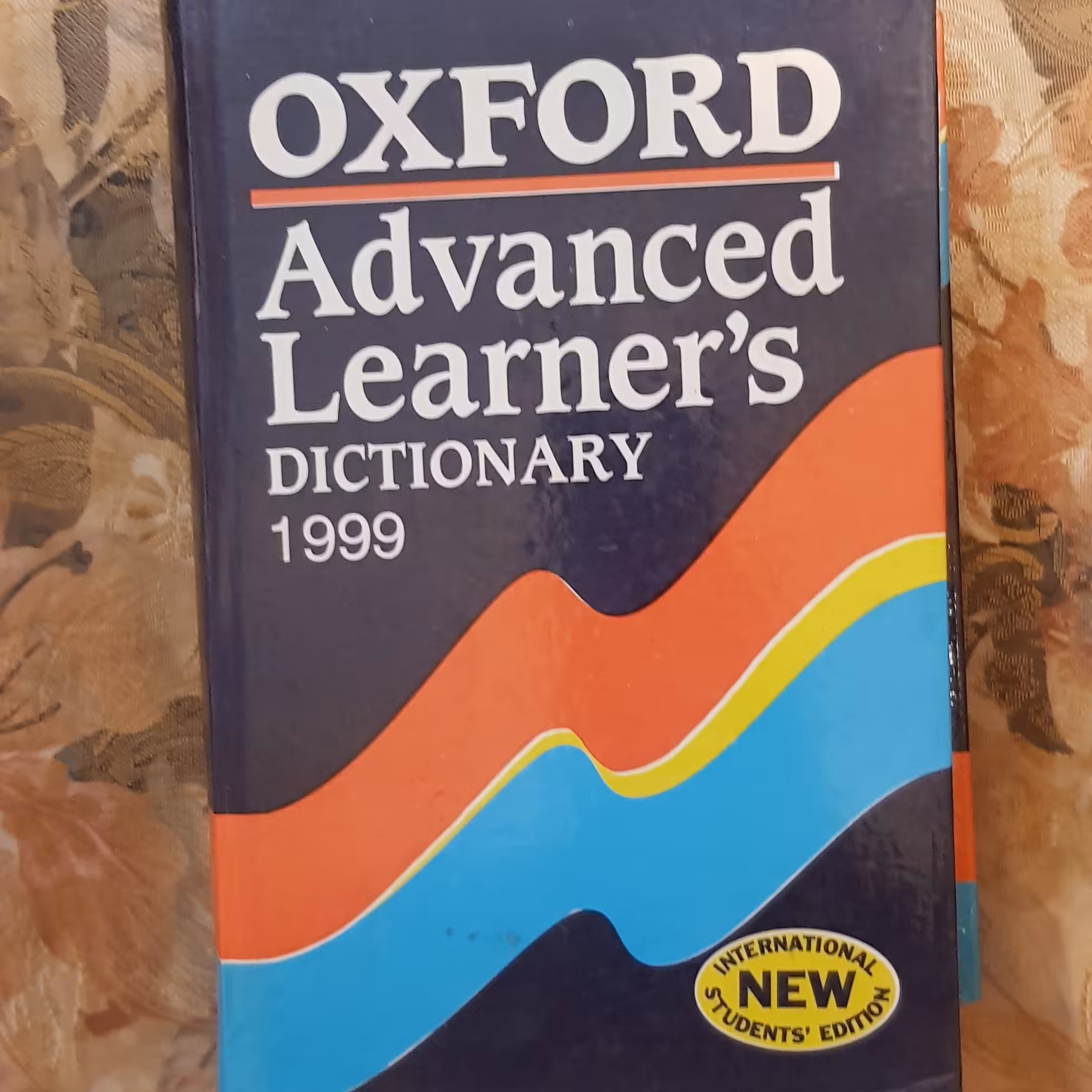 Oxford Advanced learner s Dictionary  قطع وزیری و جلد سخت سلفون 