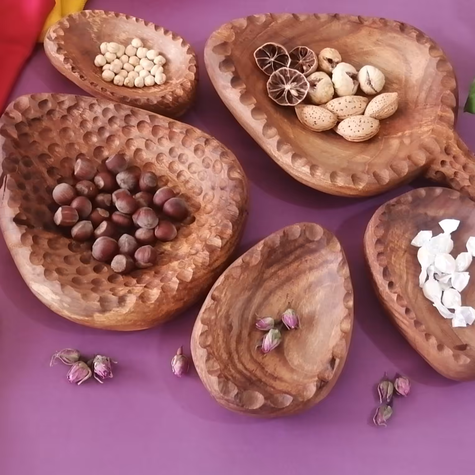 ست ظرف پذیرایی تخم مرغی 