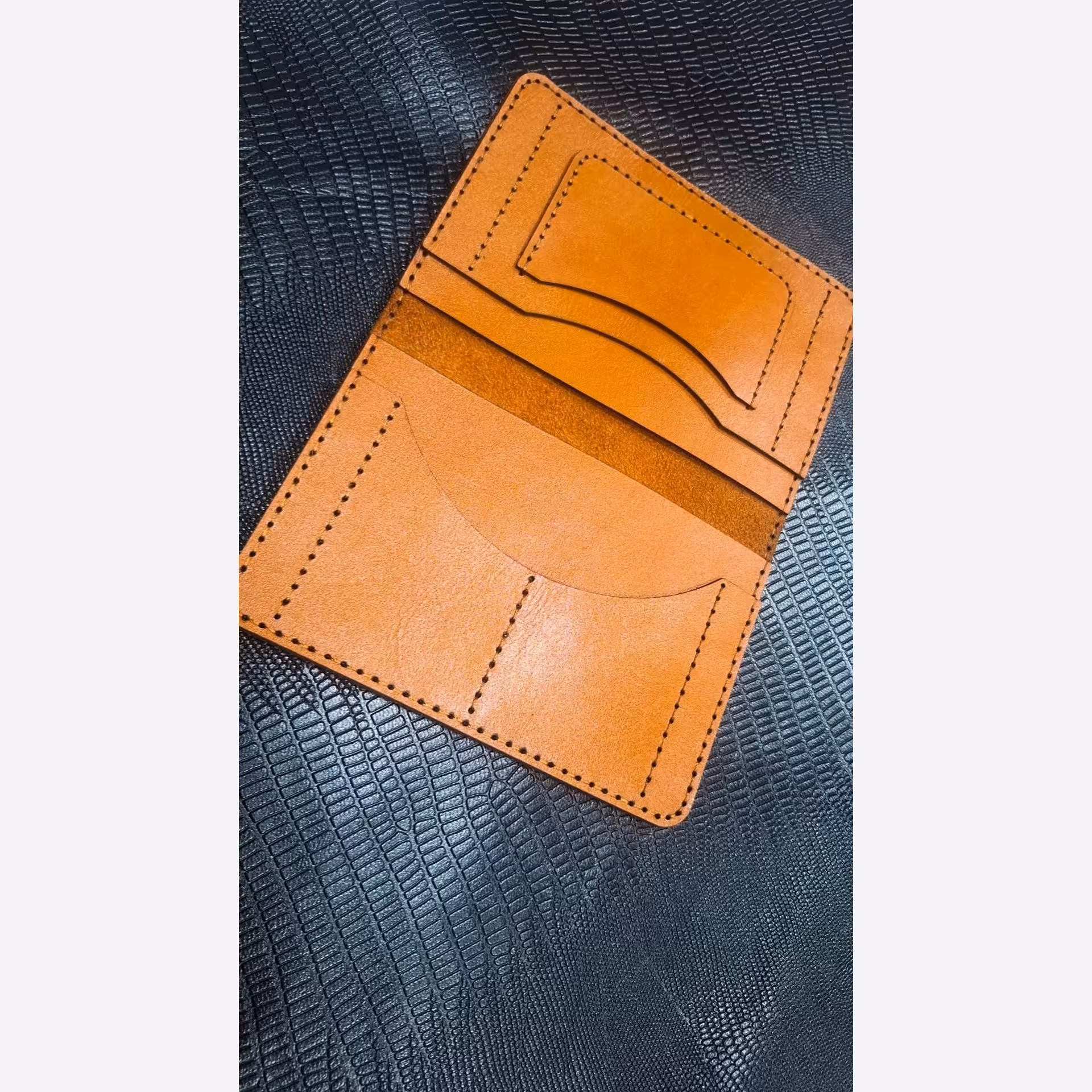 کیف مدارک چرم طبیعی اصل درجه یک،کیف کارت و مدارک دستدوز