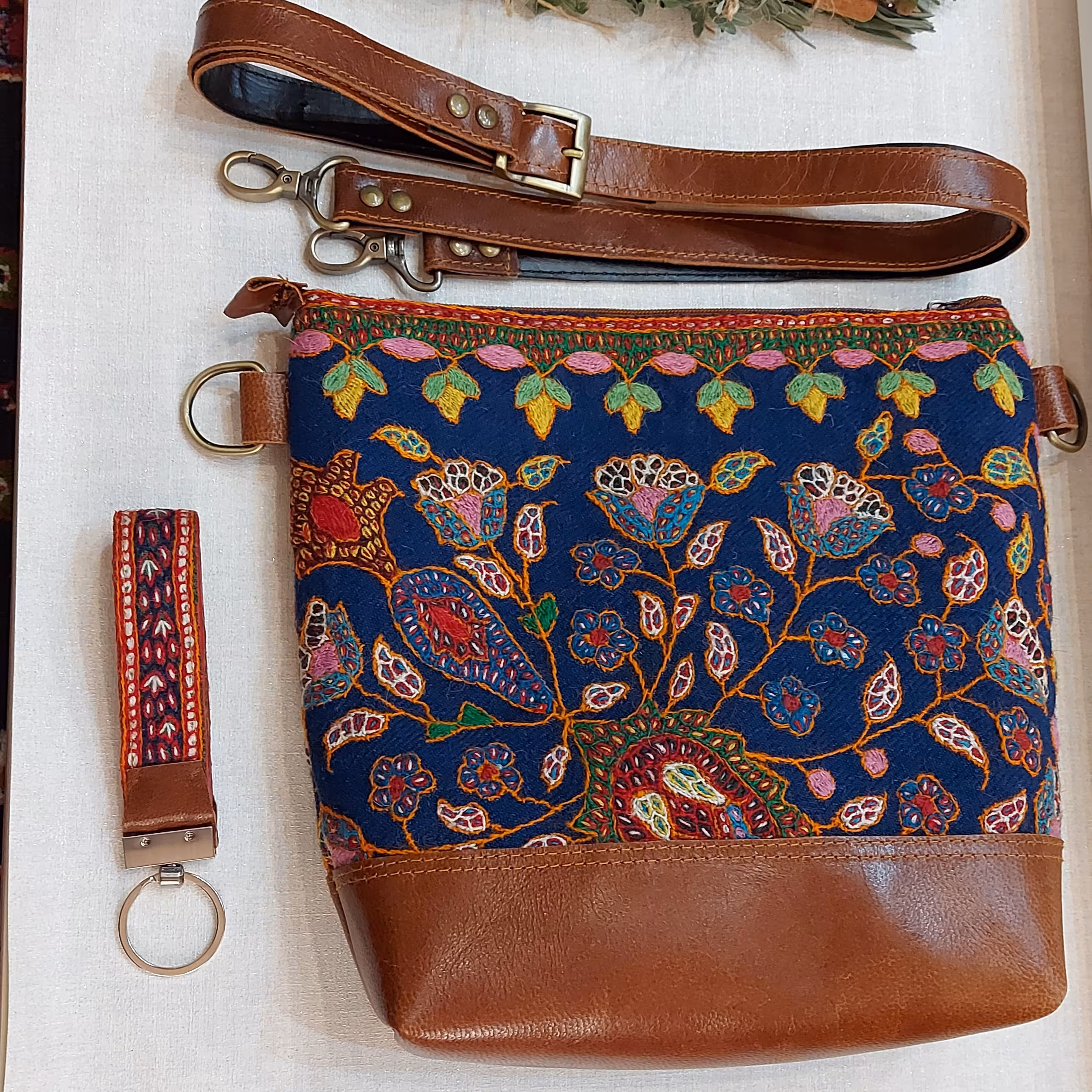 کیف پته دوزی شده 