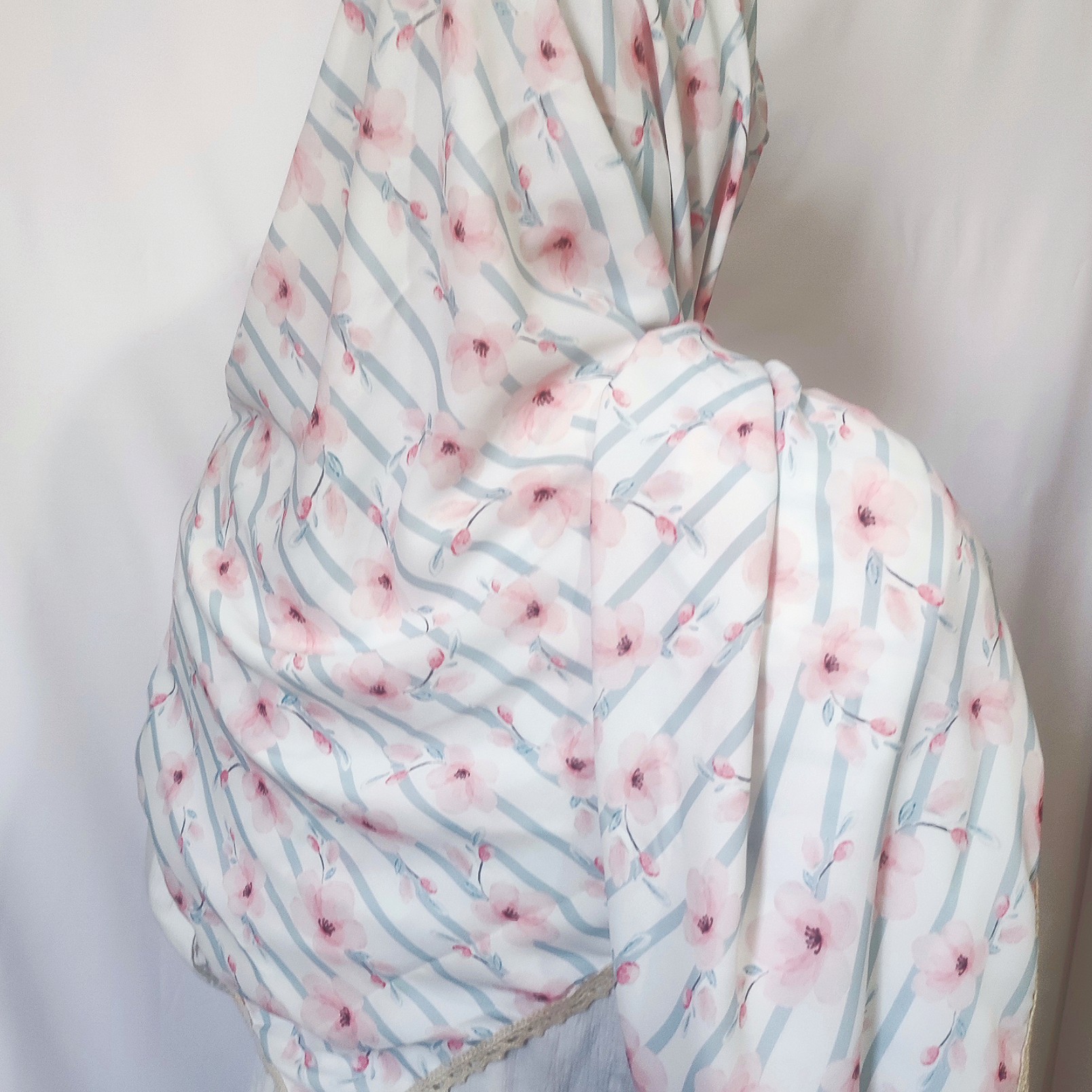روسری کرپ حریر درجه یک