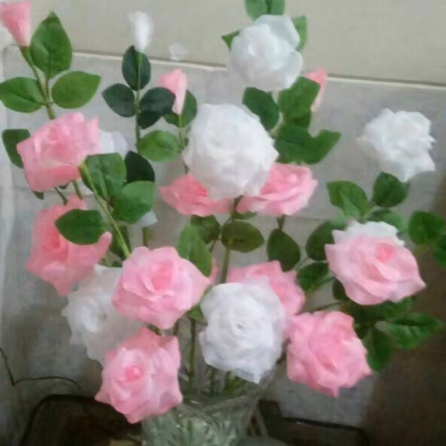 گل لمسی صورتی