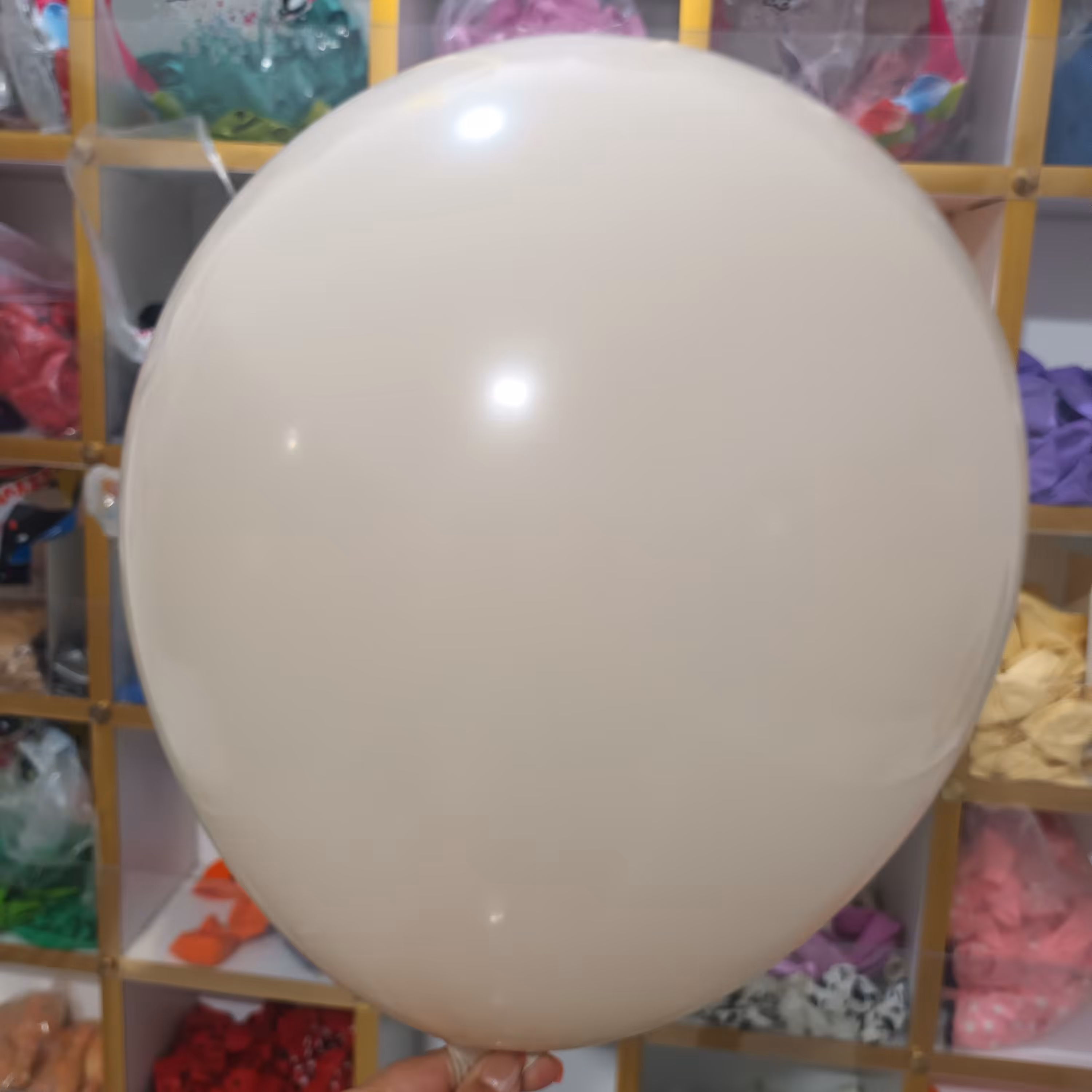 بادکنک شنی رنگ خاص 24 اینچ - سوپر بالن شنی رنگ خاص - بادکنک 24 اینچ خاکی رنگ خاص 