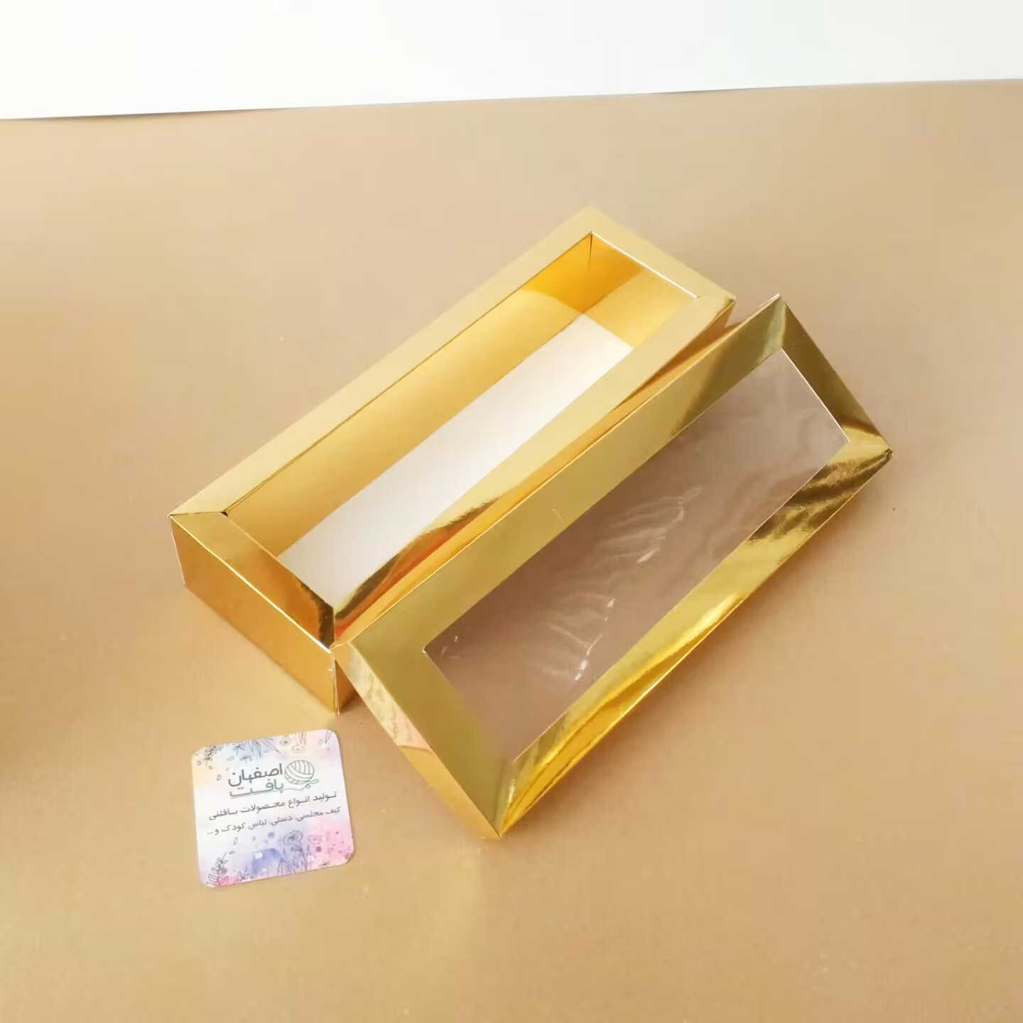 جعبه لبه دوبل طلایی و نقره ای 6در 24 سانت ارتفاع 5 مناسب آجیل و شکلات...