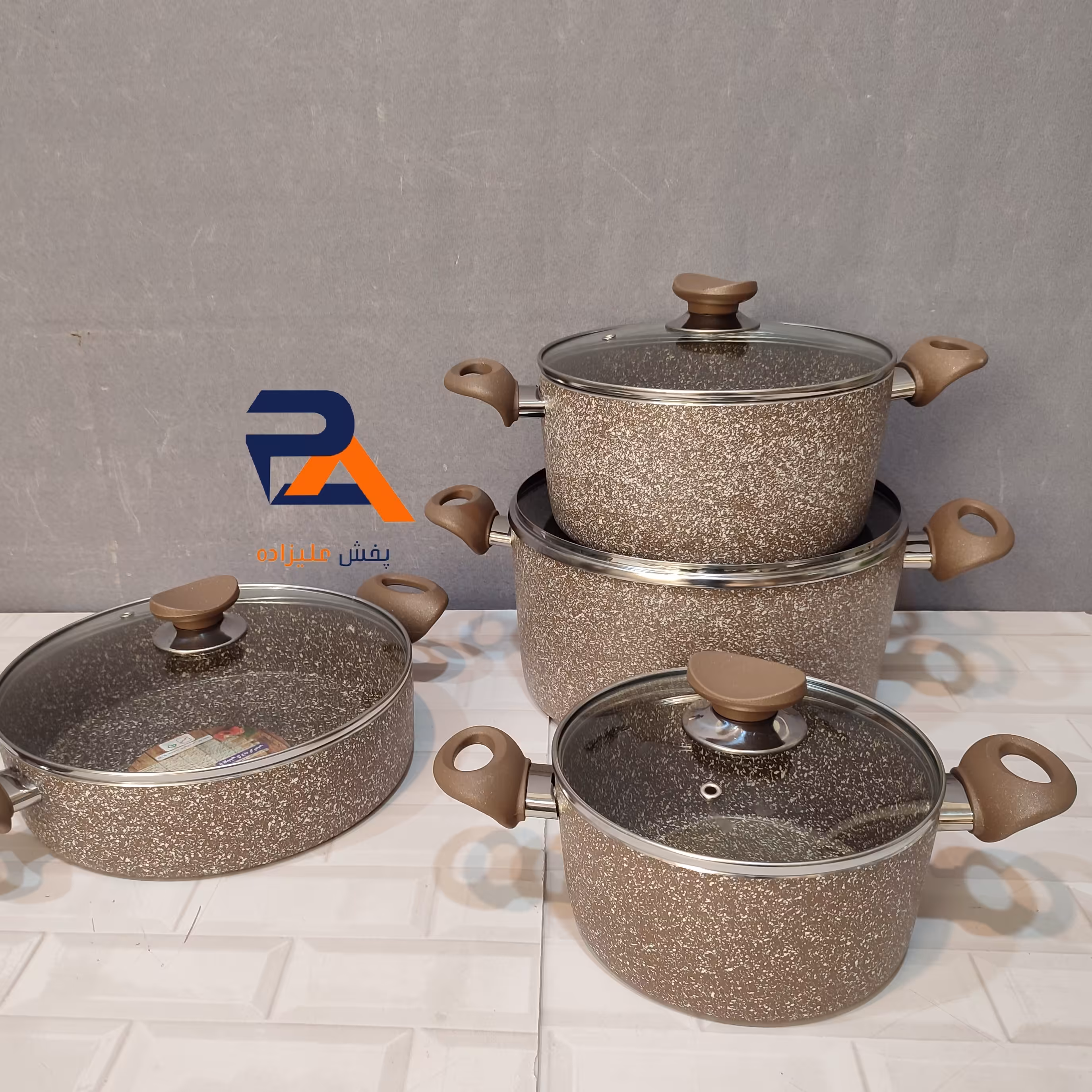 سرویس قابلمه نسوز نچسب مناسب پخت پز پوشش داخل سنداستون دورو  سرویس قابلمه 9پارچه مناسب عروس خانم ها 