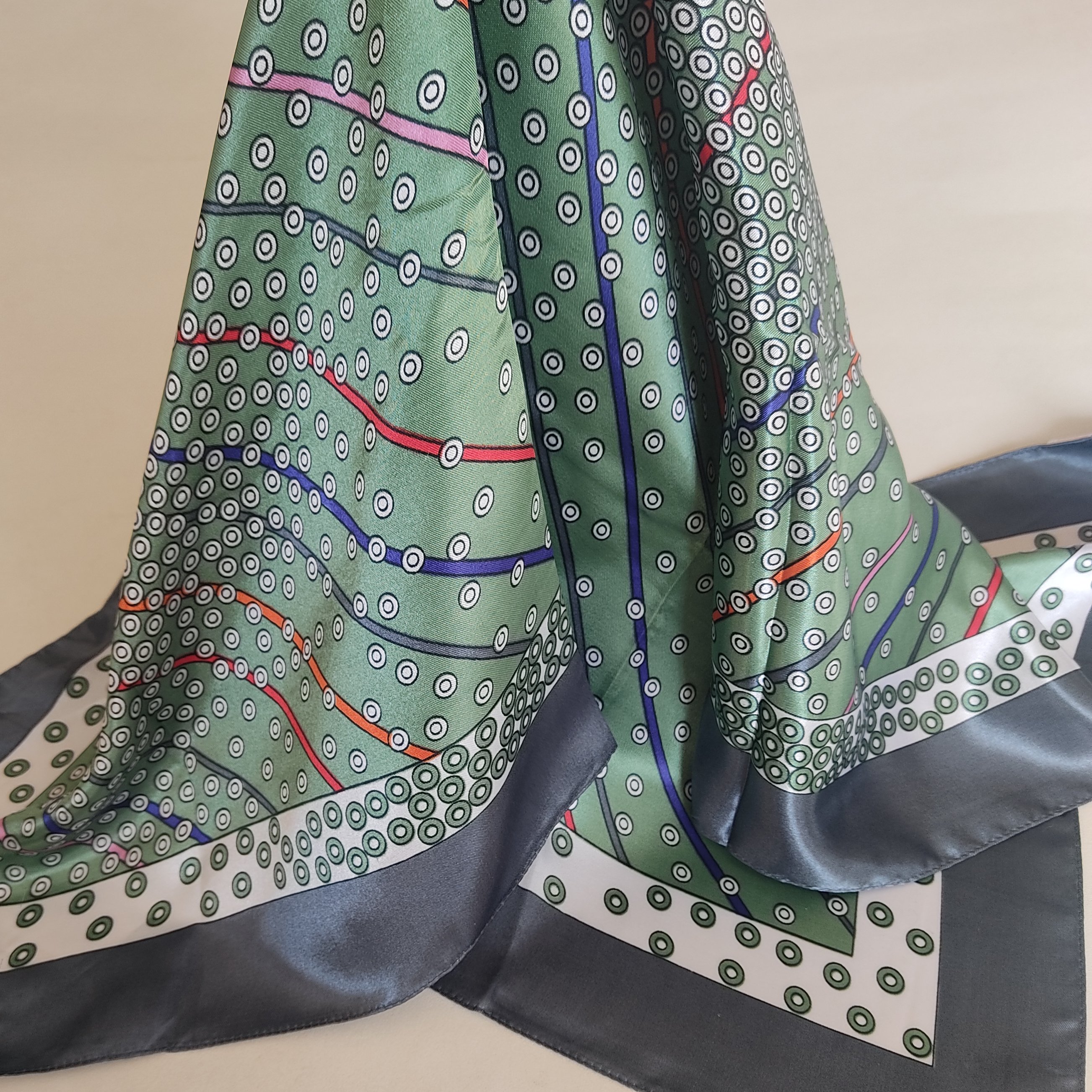 روسری ساتن 80سانتی