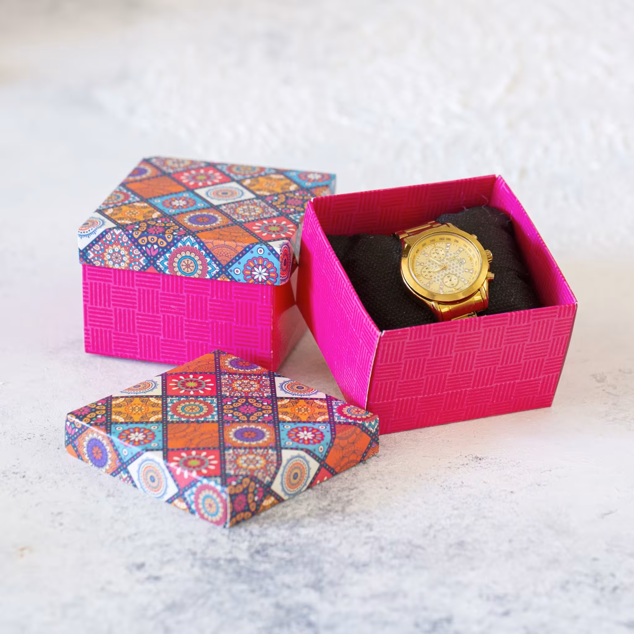 جعبه النگویی بالشتکدار مدل کاشی بسته 6 عددی