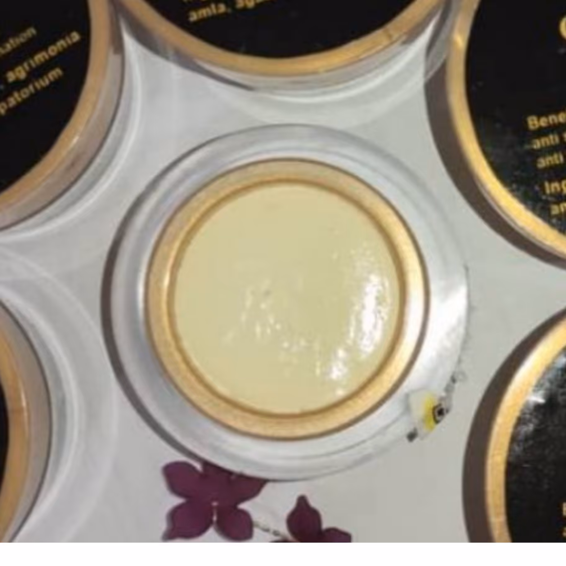 کرم گلدن کویین 