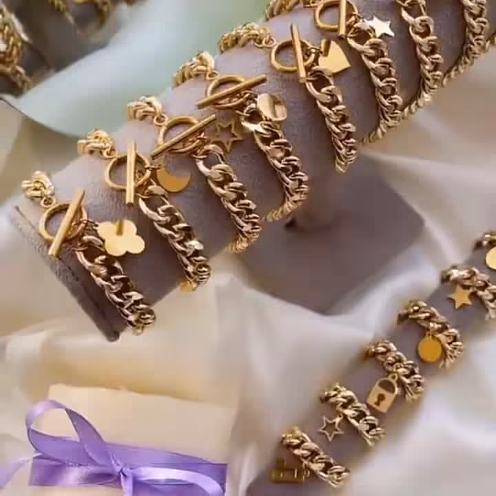 دستبند کارتیر استیل رنگ ثابت با قفل تی و خرجکار و انگشتر کارتیر