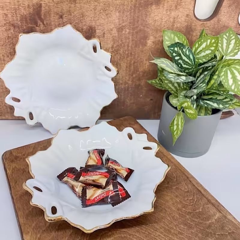 شکلات خوری پاپیون