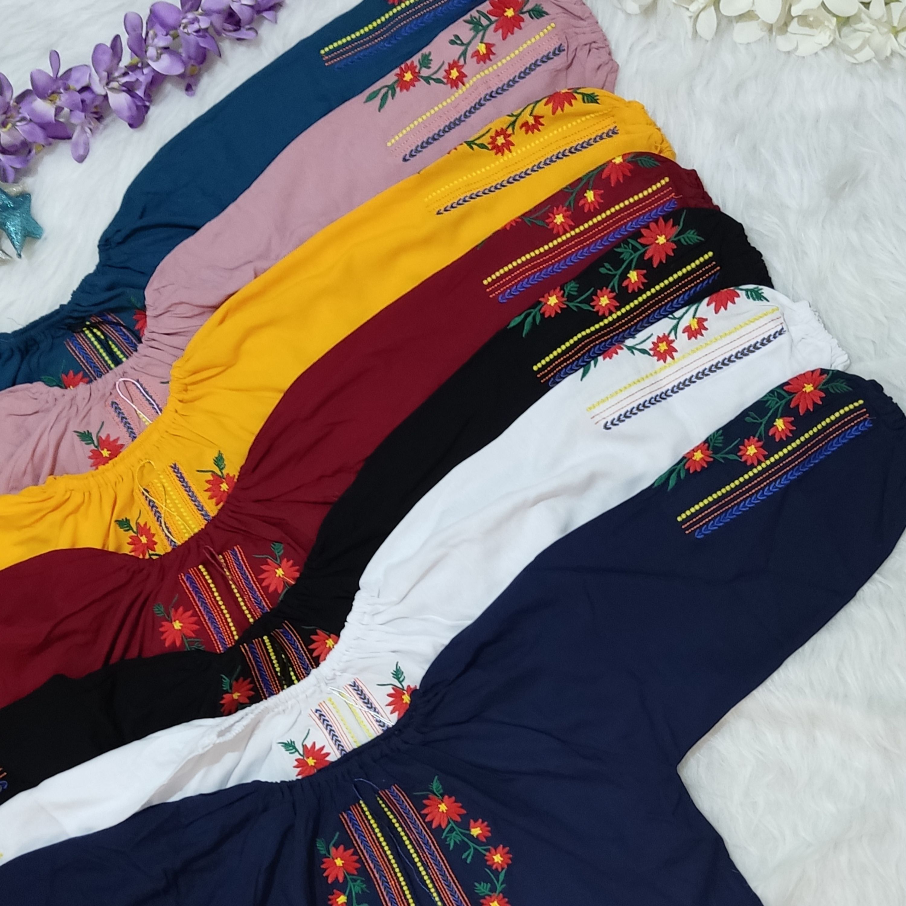 تونیک گلدوزی