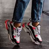 کفش رانینگ  بالنسیاگا تری پل      Balenciaga Triple S Black Pink