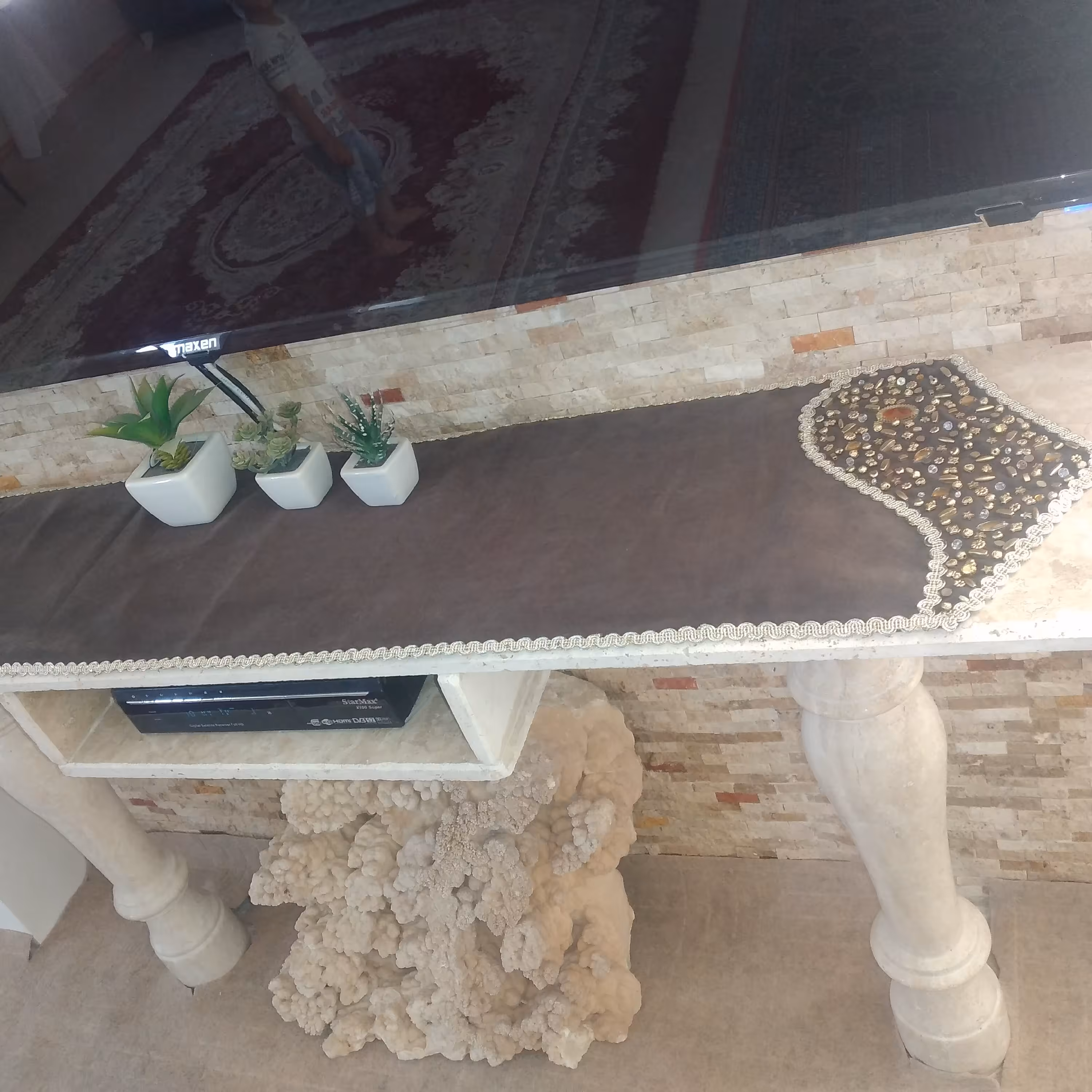 رومیزی  و رانر شیک یک عدد 130×50و یک عدد 110×35و یک عدد 1×1و6 عدد 45×45